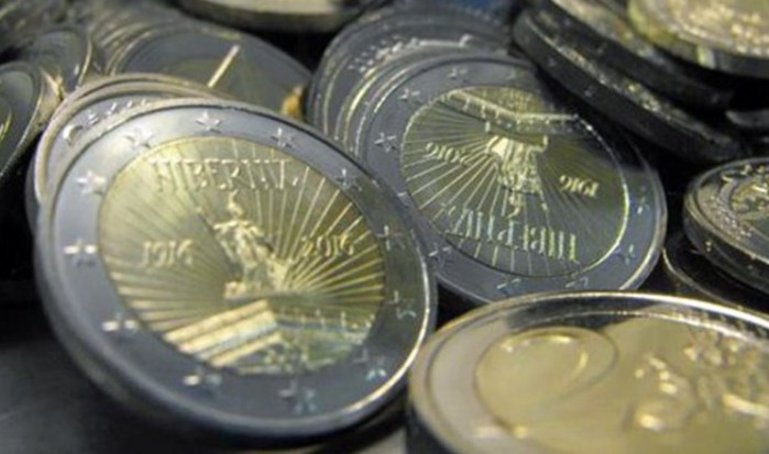 New €2 coins commemorating the 1916 Easter Rising - the Central Bank say members of the public can expect to see them in the coming weeks