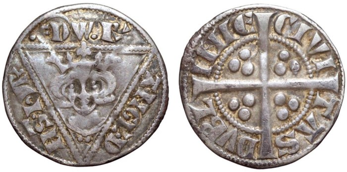 Ireland. Edward I, as king of England and lord of Ireland (1272-1307) AR Penny. Dublin, c.1279-1302. EDW' R' ANGL' D NS hyB', crowned and draped bust facing in triangle; three pellets on breast, pellet before EDW, wedge-tailed R / CIVI TAS DVBL INIE, long cross; three pellets in quarters. SCBI 10, Belfast 470-481; S 6247. 1.35g, 19mm