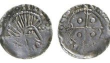 Hiberno-Norse Penny, Phase V. Obv. Wt. 0.64g. Crude bust right, Cross pommée behind, three pellets before nose. Rev. Cross within inner circle